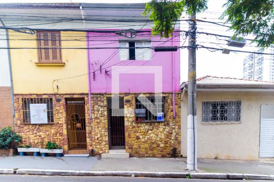 Fachada de casa à venda com 2 quartos, 96m² em Vila Prudente, São Paulo