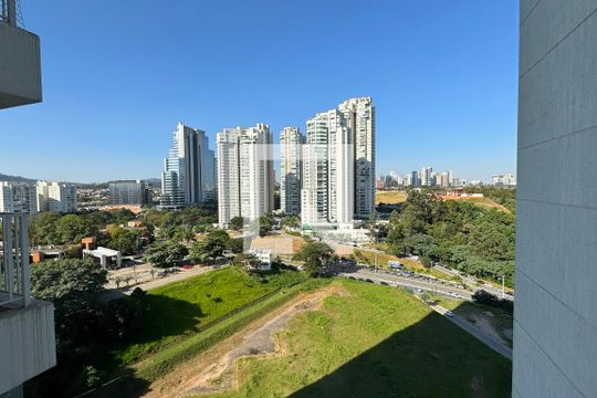 vista da Suíte 1 de apartamento para alugar com 2 quartos, 53m² em Alphaville Empresarial, Barueri