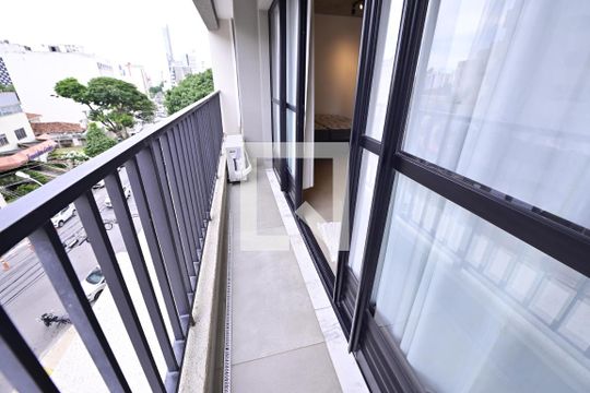 varanda de apartamento para alugar com 1 quarto, 44m² em Setor Oeste, Goiânia