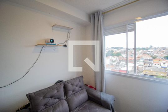 Sala de apartamento à venda com 1 quarto, 27m² em Jardim Itacolomi, São Paulo