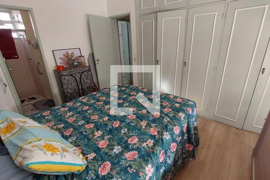 quarto 2 de casa à venda com 4 quartos, 244m² em Itapoã, Belo Horizonte