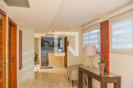 Hall de entrada de apartamento para alugar com 1 quarto, 49m² em Centro, São Bernardo do Campo