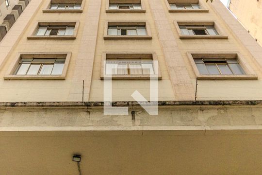 Fachada de kitnet/studio à venda com 1 quarto, 34m² em Centro Histórico de São Paulo, São Paulo