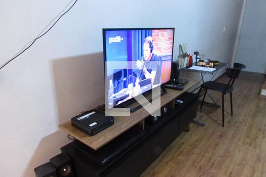 Sala de casa à venda com 4 quartos, 130m² em Vila Sonia do Taboao, São Paulo
