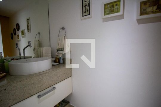 Lavabo de apartamento à venda com 4 quartos, 320m² em Recreio dos Bandeirantes, Rio de Janeiro