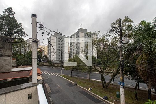 vistas da suíte de casa à venda com 3 quartos, 260m² em Parque Bristol, São Paulo