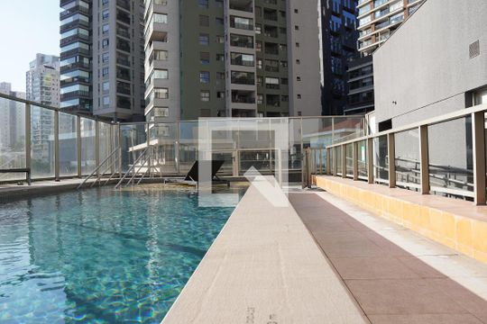 Piscina de kitnet/studio para alugar com 1 quarto, 25m² em Vila Madalena, São Paulo