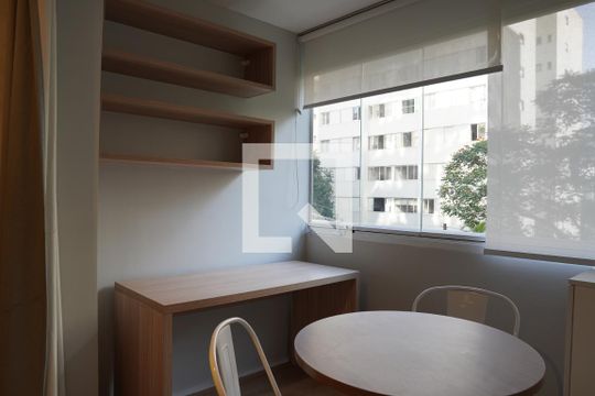 Studio de kitnet/studio para alugar com 1 quarto, 25m² em Vila Madalena, São Paulo