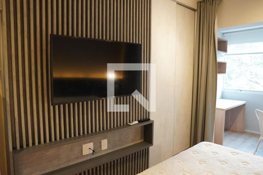 Studio de kitnet/studio para alugar com 1 quarto, 25m² em Vila Madalena, São Paulo