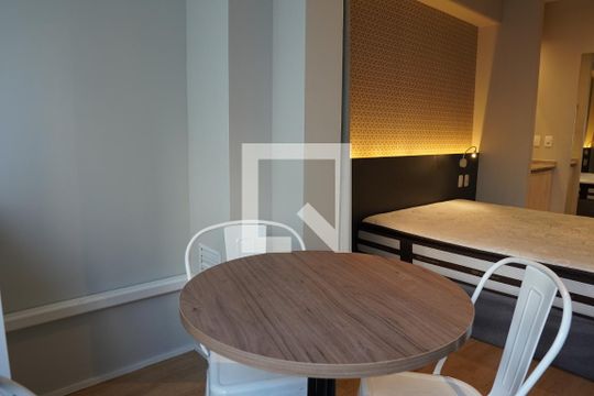 Studio de kitnet/studio para alugar com 1 quarto, 25m² em Vila Madalena, São Paulo