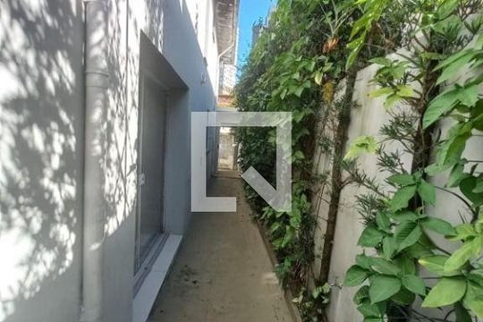 Casa à venda com 2 quartos, 135m² em Santo Amaro, São Paulo