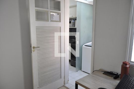 Quarto 3 de apartamento para alugar com 3 quartos, 66m² em Del Castilho, Rio de Janeiro