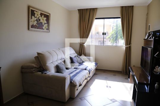 Sala de casa à venda com 3 quartos, 160m² em Jardim Santo Elias, São Paulo