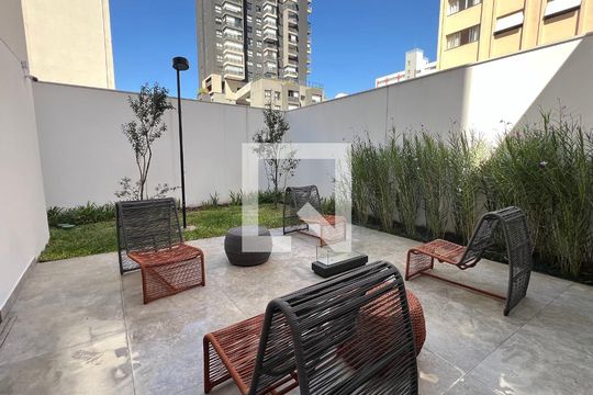 Churrasqueira de kitnet/studio para alugar com 1 quarto, 23m² em Pinheiros, São Paulo