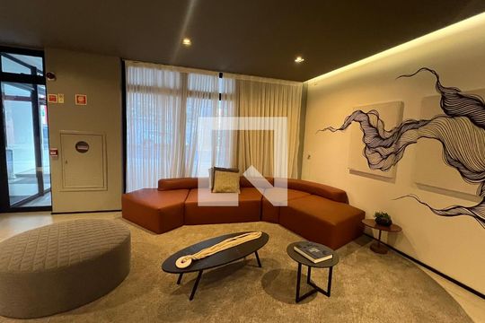 Hall de entrada de kitnet/studio para alugar com 1 quarto, 23m² em Pinheiros, São Paulo