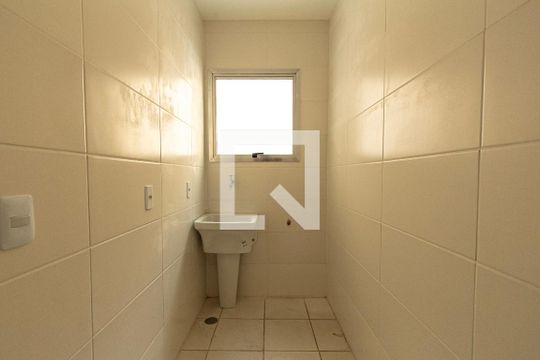 Área de Serviço de apartamento para alugar com 2 quartos, 60m² em Jardim Maria Eugênia, Sorocaba