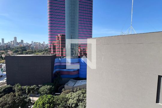 Vista de kitnet/studio à venda com 1 quarto, 25m² em Pinheiros, São Paulo