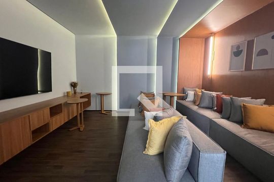 Cinema de kitnet/studio à venda com 1 quarto, 25m² em Pinheiros, São Paulo
