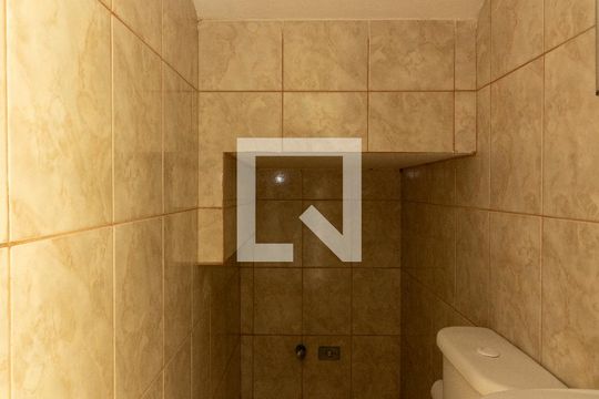 Lavabo de casa para alugar com 2 quartos, 65m² em Granja Viana, Cotia