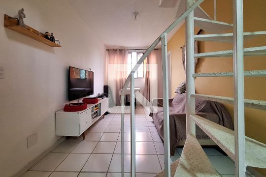 Sala de apartamento à venda com 2 quartos, 96m² em Maria Paula, Niterói