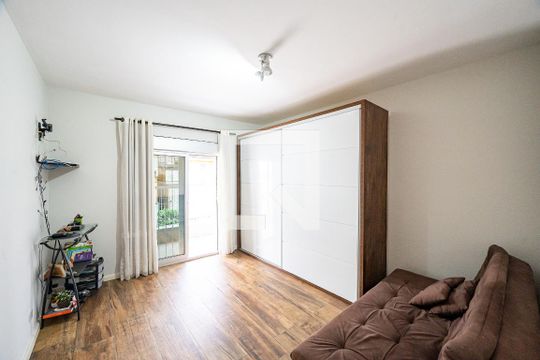 Quarto 1 de casa à venda com 2 quartos, 180m² em Vila do Encontro, São Paulo