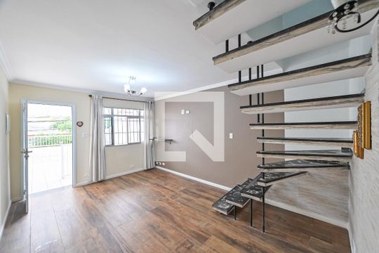 Casa à venda com 2 quartos, 180m² em Vila do Encontro, São Paulo