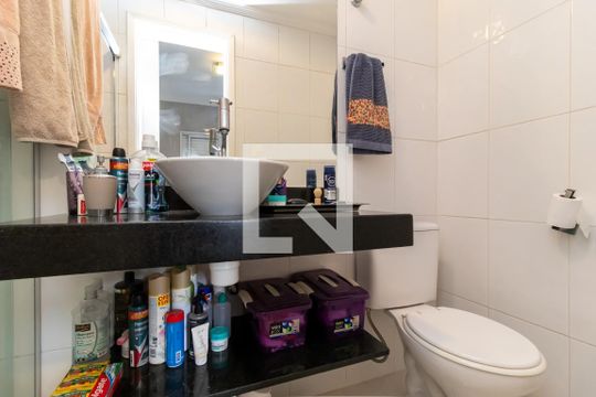 Banheiro da Suíte de apartamento à venda com 3 quartos, 83m² em Vila Isolina Mazzei, São Paulo
