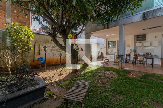 Área Externa de casa à venda com 2 quartos, 102m² em Vila Silveira, Guarulhos