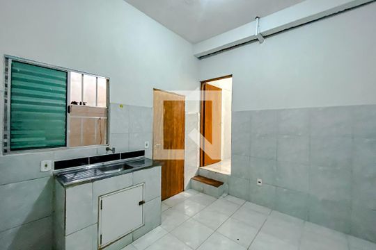 Cozinha de casa para alugar com 2 quartos, 45m² em Catumbi, São Paulo