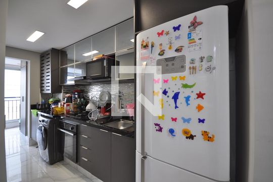 Cozinha de apartamento à venda com 3 quartos, 80m² em Vila Guilherme, São Paulo