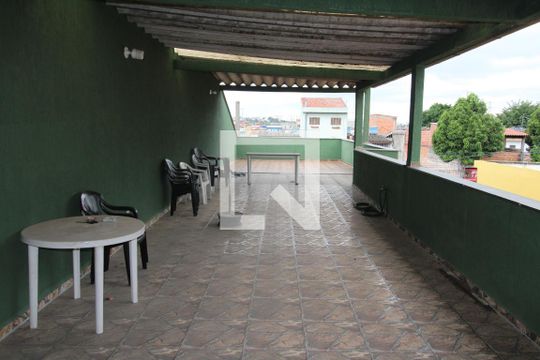 Área Comum de casa à venda com 4 quartos, 150m² em Parque Edu Chaves, São Paulo