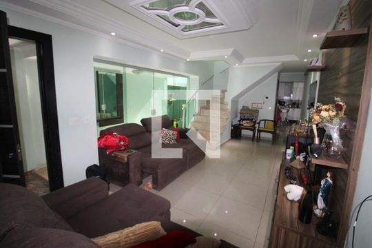Sala de casa à venda com 4 quartos, 150m² em Parque Edu Chaves, São Paulo