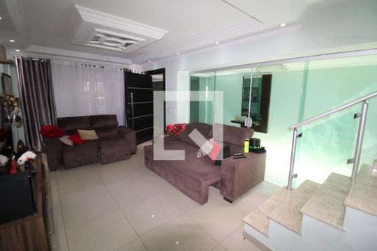 Sala de casa à venda com 4 quartos, 150m² em Parque Edu Chaves, São Paulo