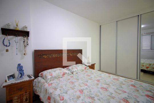 Suite de apartamento para alugar com 2 quartos, 65m² em Buritis, Belo Horizonte