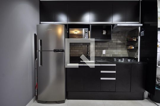 Cozinha de apartamento para alugar com 2 quartos, 42m² em Tucuruvi, São Paulo