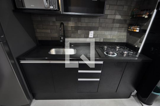 Cozinha de apartamento para alugar com 2 quartos, 42m² em Tucuruvi, São Paulo