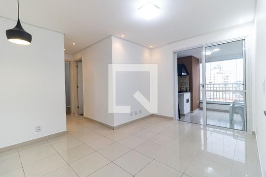 Apartamento para alugar com 2 quartos, 63m² em Vila Nair, São Paulo