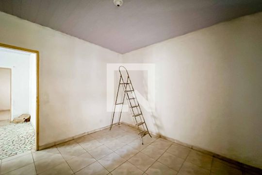 Quarto 2 de casa para alugar com 2 quartos, 75m² em Vila Aurora (zona Norte), São Paulo