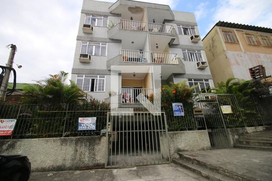 Fachada do Prédio de apartamento à venda com 2 quartos, 54m² em Cordovil, Rio de Janeiro