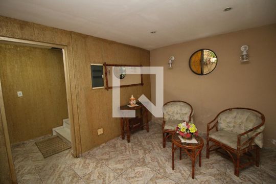 Hall de Entrada de apartamento à venda com 2 quartos, 54m² em Cordovil, Rio de Janeiro