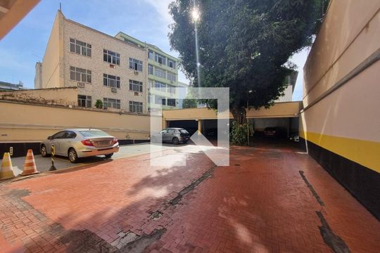 Garagem de apartamento à venda com 3 quartos, 174m² em Tijuca, Rio de Janeiro