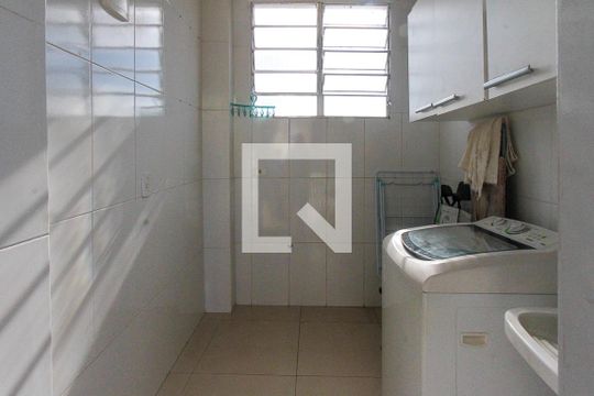 Área de Serviço de casa à venda com 6 quartos, 300m² em Vila Virginia, São Paulo