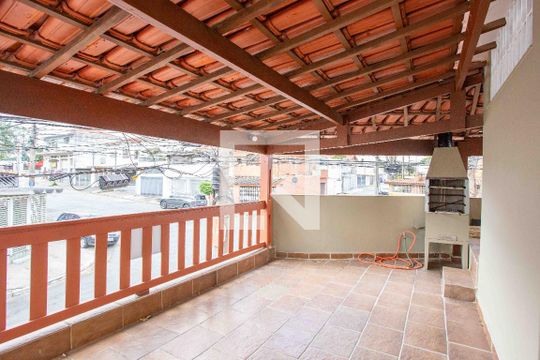 Varanda de casa para alugar com 3 quartos, 200m² em Jardim Aeroporto, São Paulo