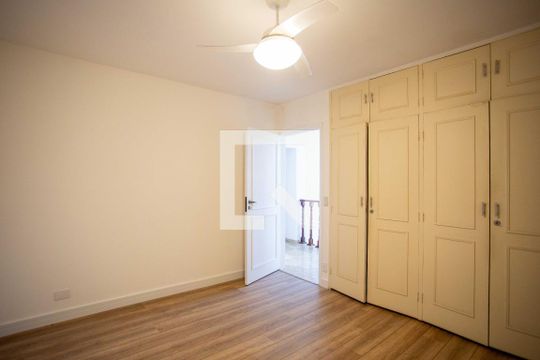 Quarto Suíte de casa à venda com 3 quartos, 200m² em Jardim Aeroporto, São Paulo