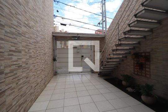 Garagem de casa à venda com 3 quartos, 140m² em Vila Carrao, São Paulo