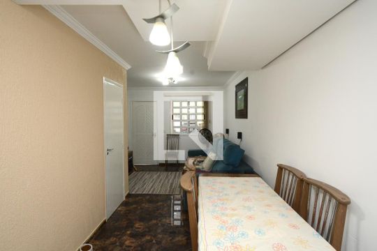 Sala de casa de condomínio à venda com 3 quartos, 100m² em Vila Campo Grande, São Paulo