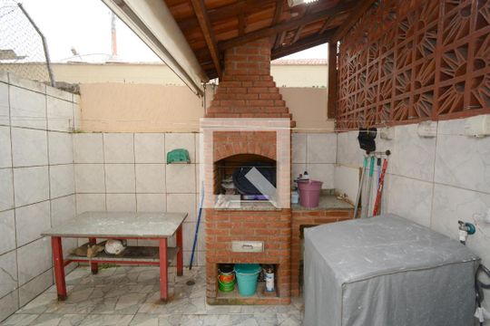 Quintal de casa de condomínio à venda com 3 quartos, 100m² em Vila Campo Grande, São Paulo