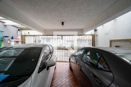 Garagem de casa à venda com 3 quartos, 170m² em Vila da Saúde, São Paulo