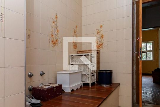 Banheiro 2 de casa para alugar com 4 quartos, 416m² em Campo Belo, São Paulo
