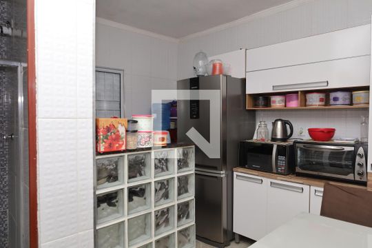 Cozinha de casa à venda com 3 quartos, 27m² em Conjunto Residencial José Bonifácio, São Paulo